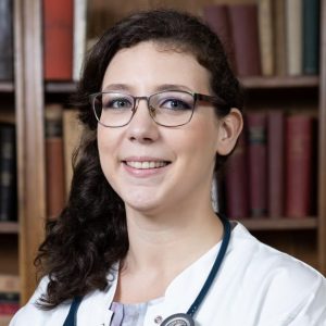Dr Maringica E